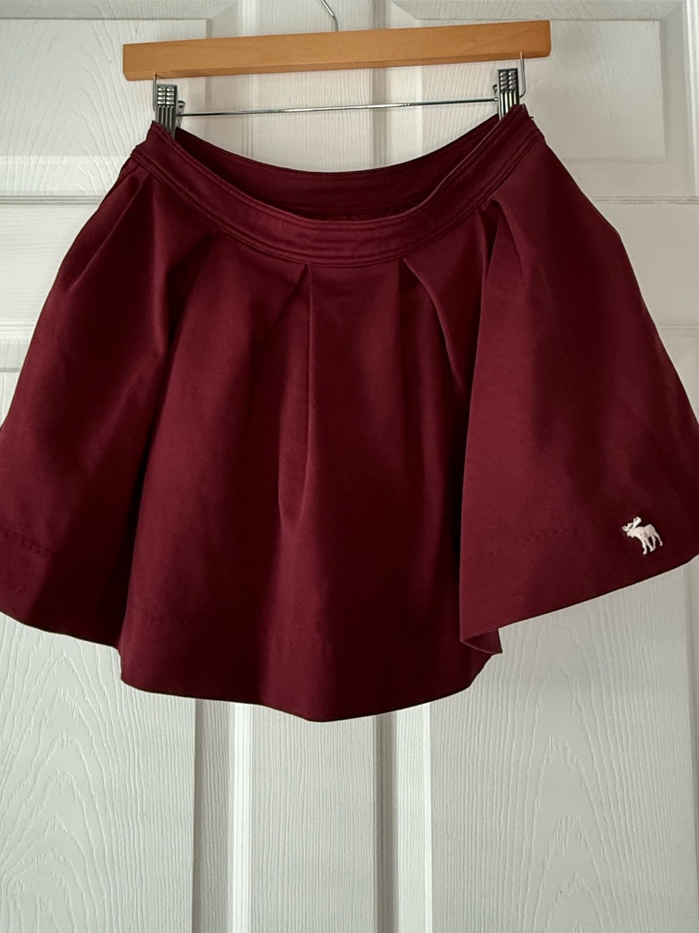 Abercrombie & Fitch Maroon Pleated Circle Skirt